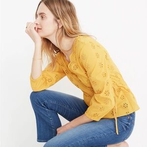 Madewell Blouse Women Size Medium Embroidered in Mustard Scalloped Eyelet Wrap